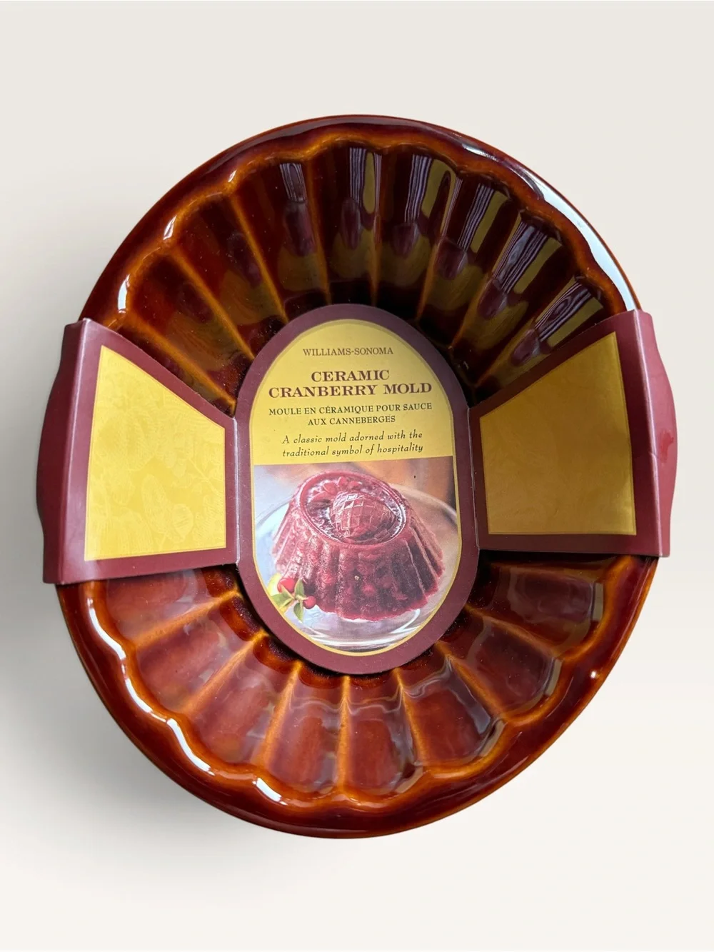 Williams-Sonoma Ceramic Cranberry Mold